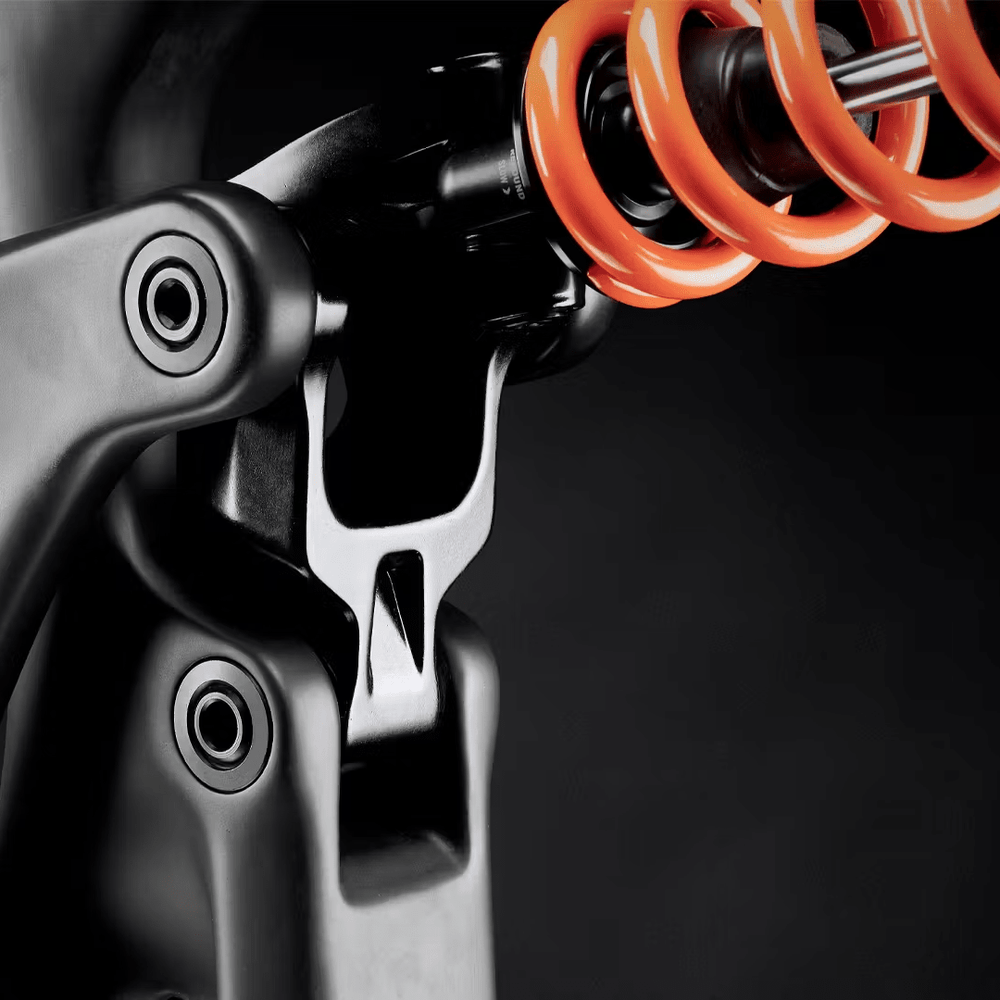 MY24 Yeti Cycles SB165-MX T-Series (C2) – Rowney Sports