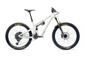 2022 Yeti Cycles SB140LR T-Series Blanco